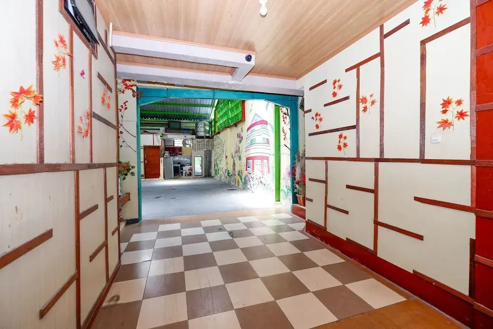 OYO 2095 Wisma Daun