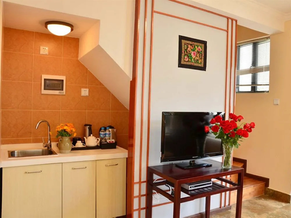 Sweetome Vacation Rentals (Erhai Longwan)