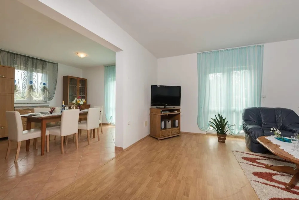 Apartment Ljubicica