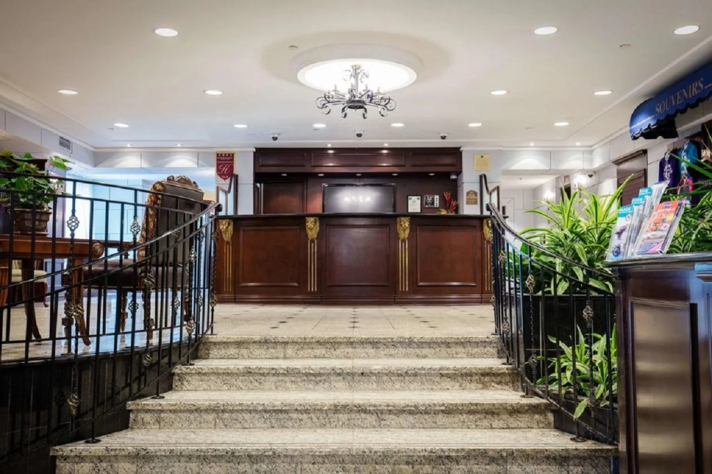 Best Western Ville-Marie Montreal Hotel & Suites
