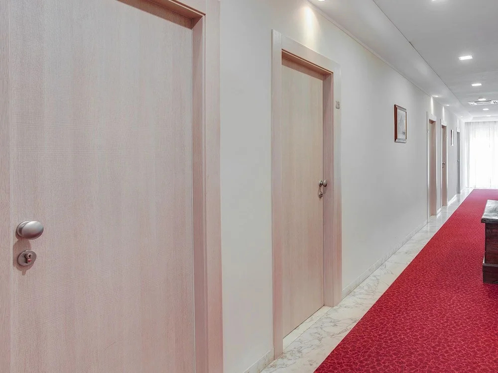Hotel Caravelle