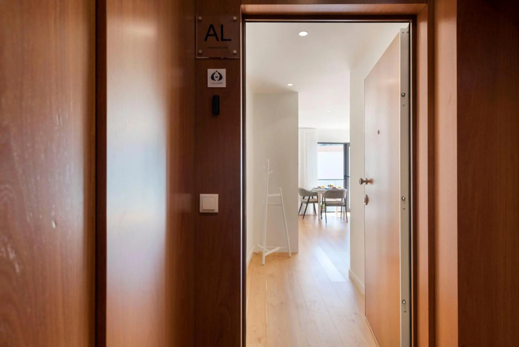 LovelyStay - Heart of D. Pedro Apartments IV