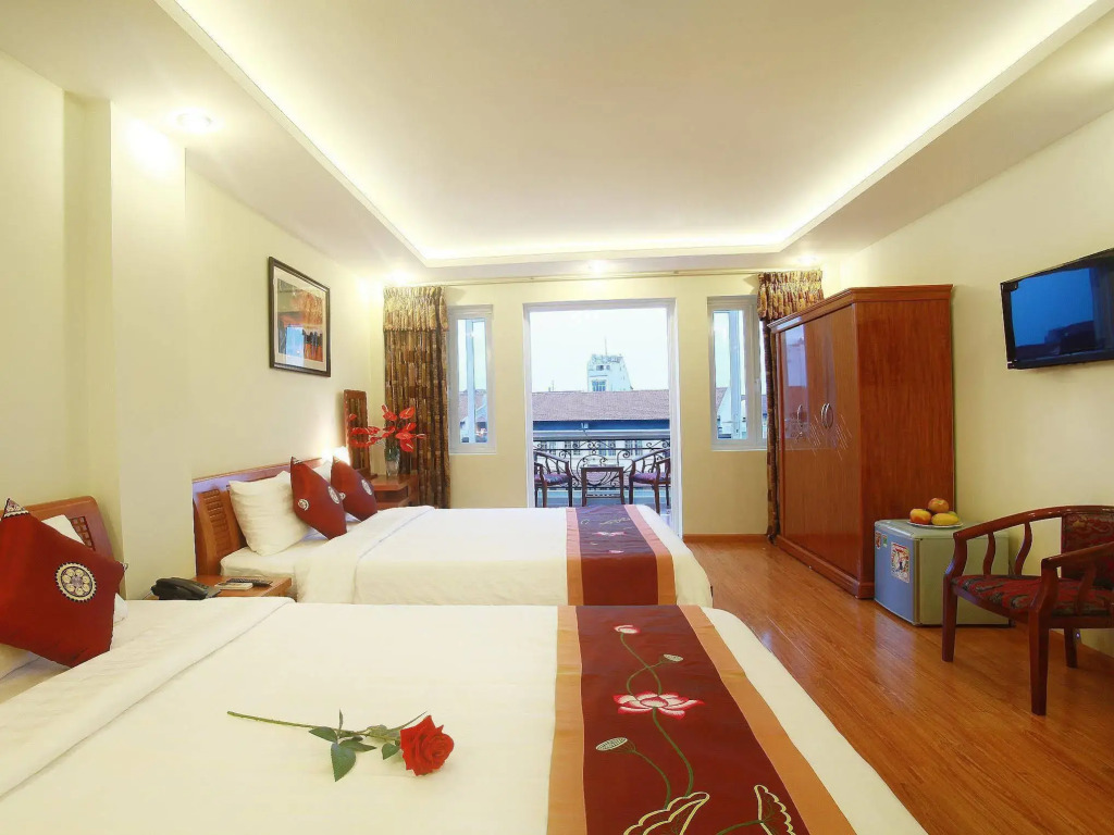Delica Premium Hotel