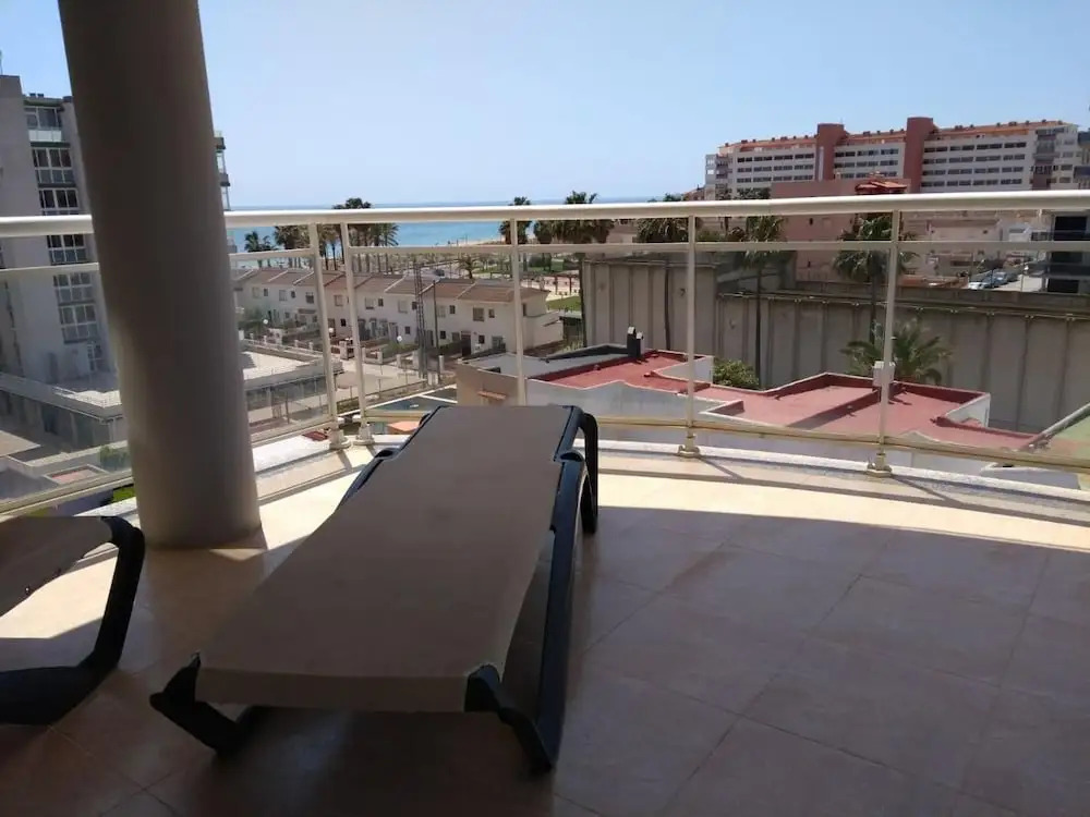 Agora Apartamentos Atalayas