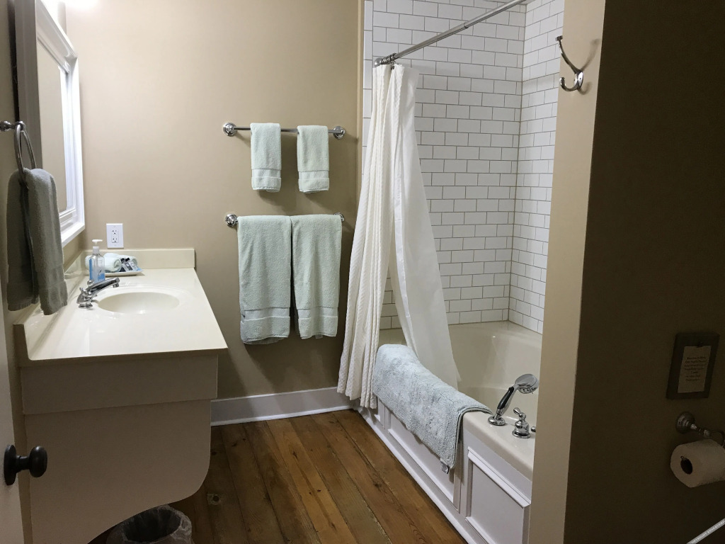 Canemount Plantation Inn