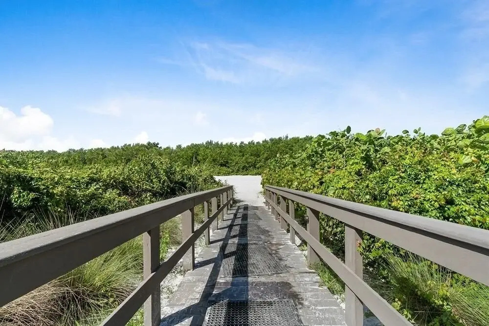 South Seas 4, 1606 Marco Island Vacation Rental 2 Bedroom Condo by Redawning