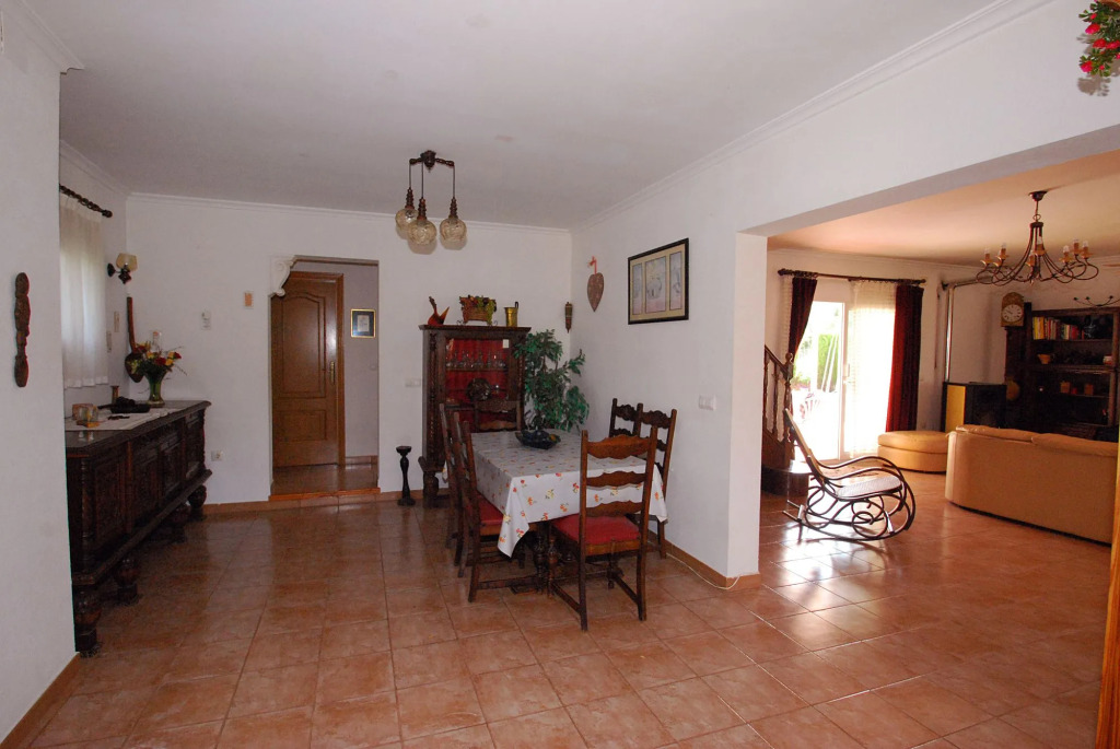 035 Villa Bugamvilla