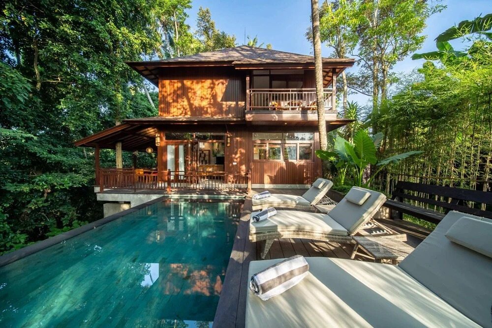 Jungle Wooden Villa, 3 BR, Ubud With Staff