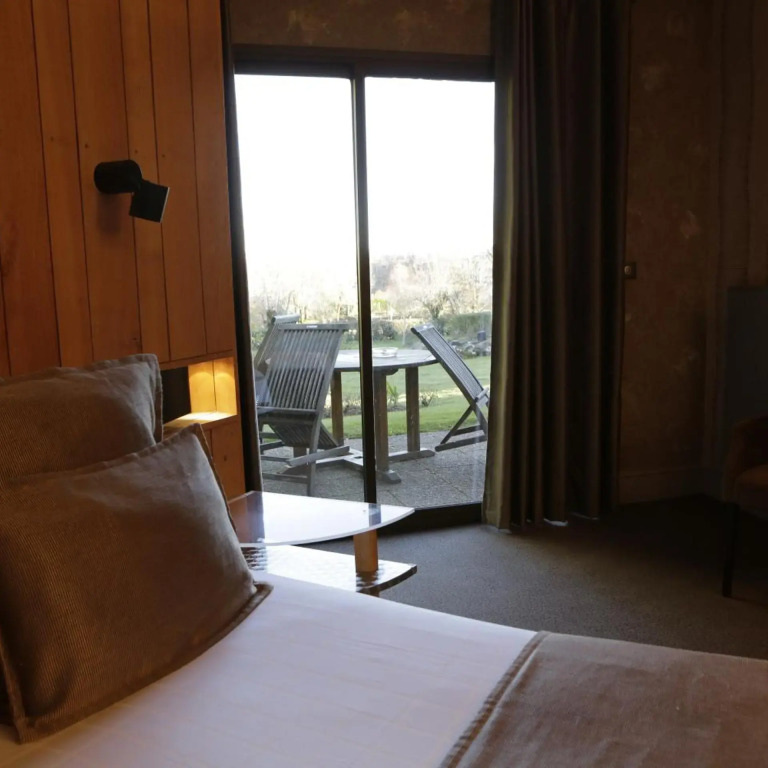 Hotel Restaurant Auberge du Barrez Logis