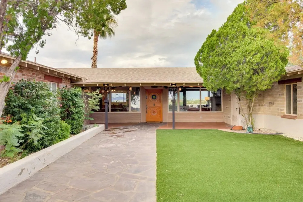 Hollywood Hills of Tucson: 20 Acres, Pool, Hot Tub