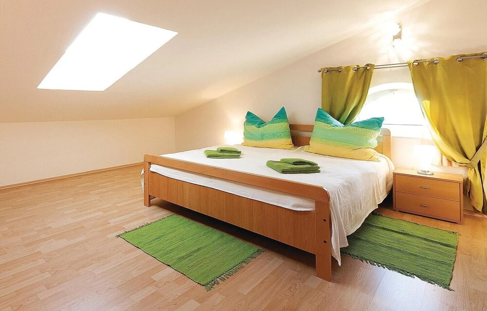 Nice Apartment in Pula With 4 Bedrooms and Wifi