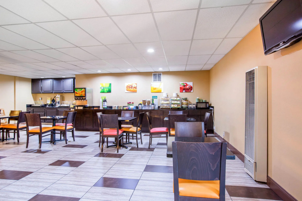 Quality Inn near Mammoth Mountain Ski Resort