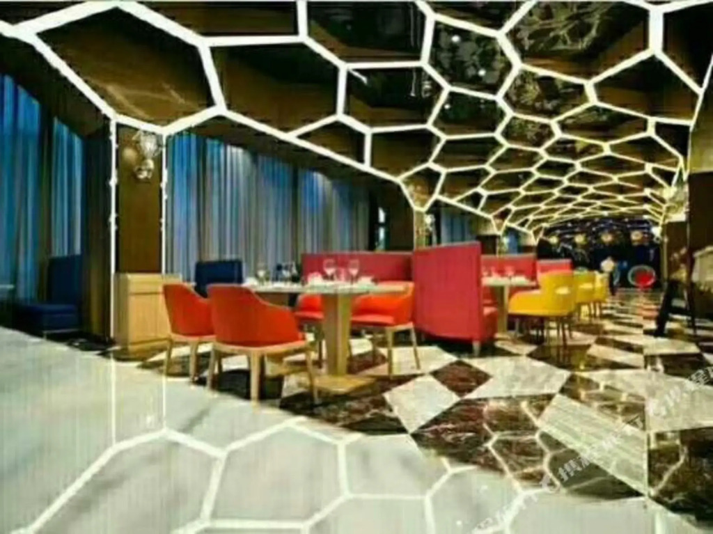 Loves Hotel