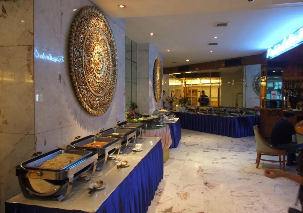 Ratchada City Hotel