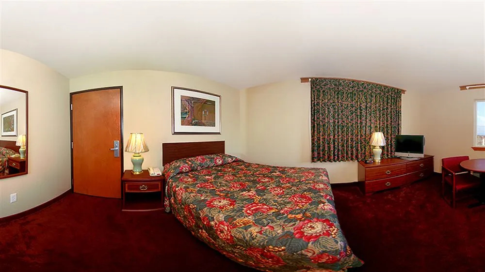Rodeway Inn North