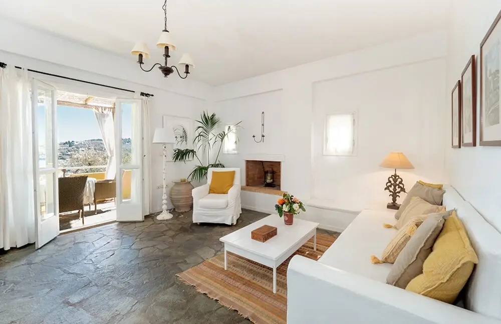 Bay View Mimosa Lower