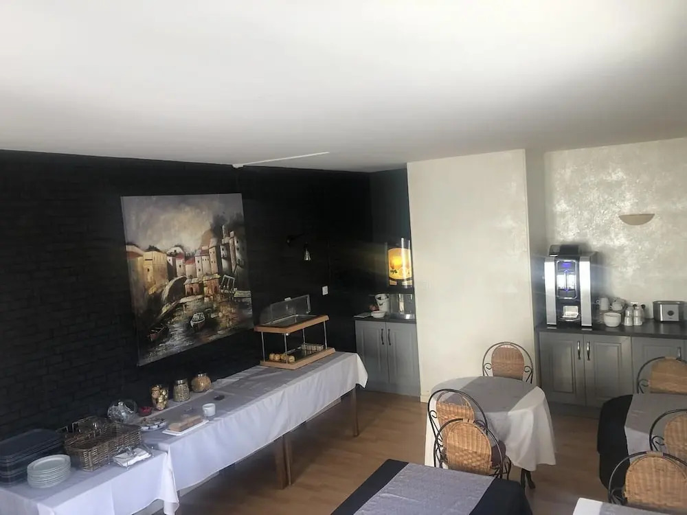 Logis Hôtels - Hôtel et Restaurant Les Cordeliers