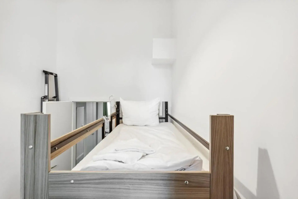 Beautiful 1 Bedroom apartment in Charlottenburg