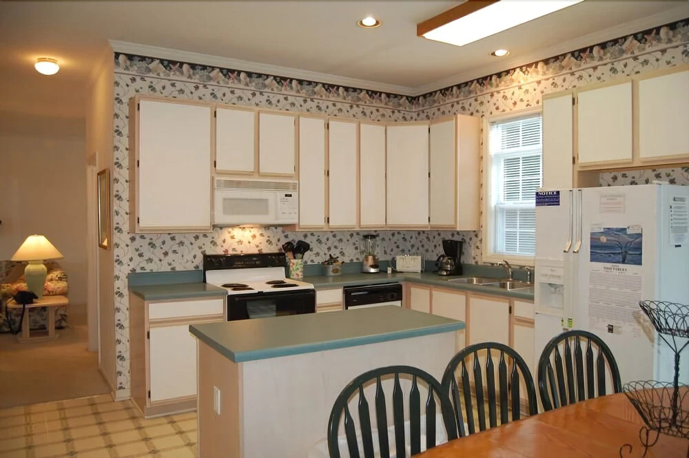 St. Julien Summer House - 5 Br Home