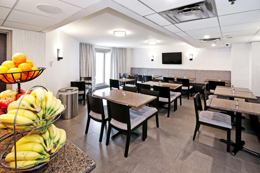 Best Western Plus Banff International Lodge