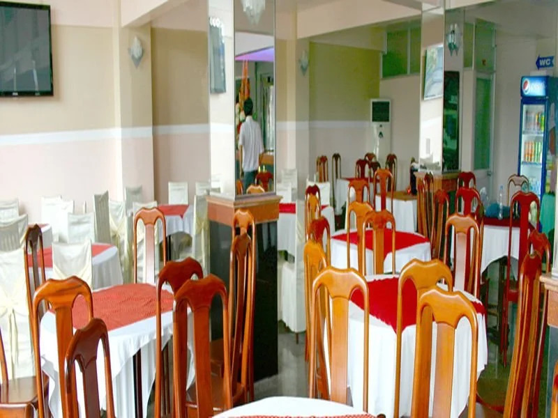 DONA Hotel