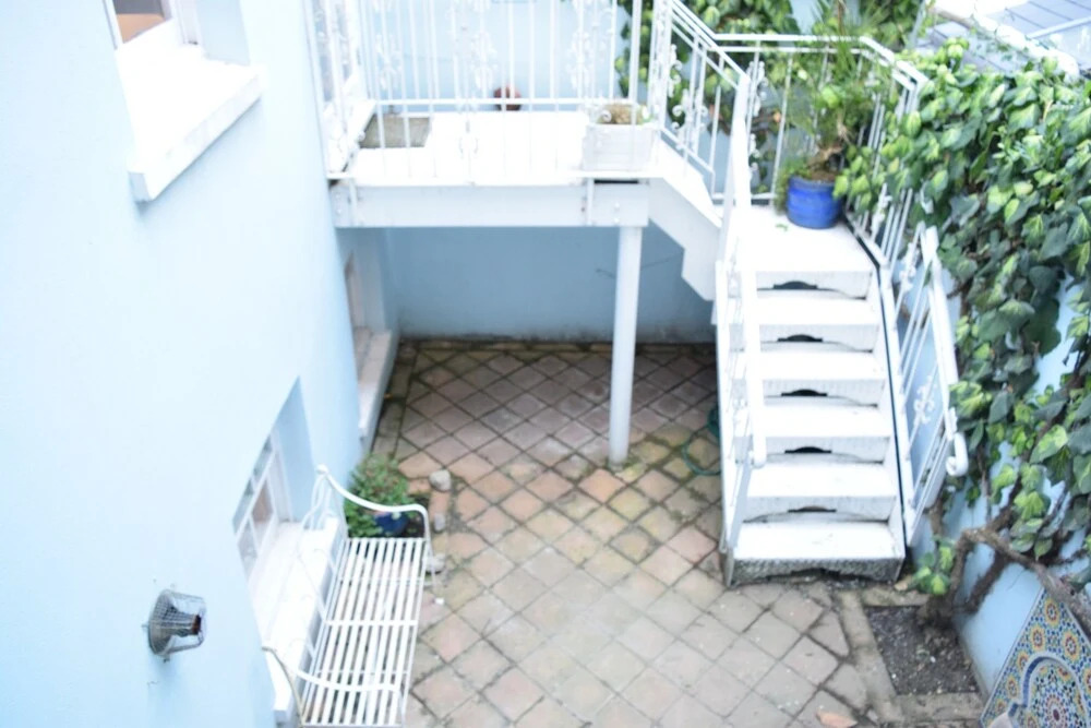3 Bedroom Apartment Close to Shepherd's Bush