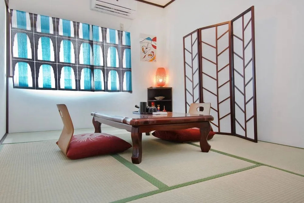 Zebrahouse Dekijima