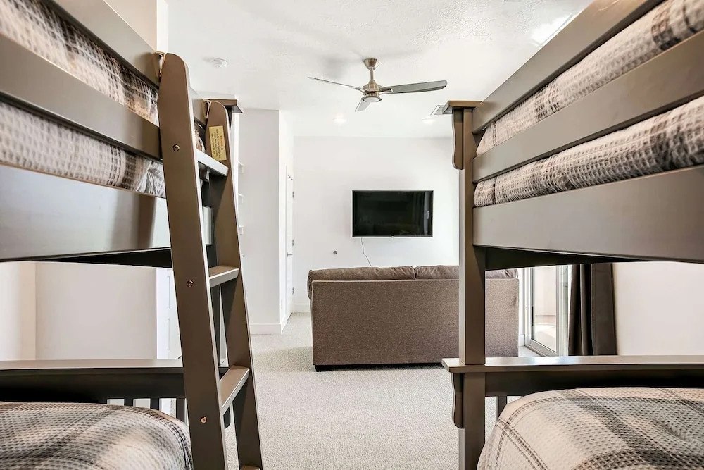Get Away at the Lofts #24 townhouse
