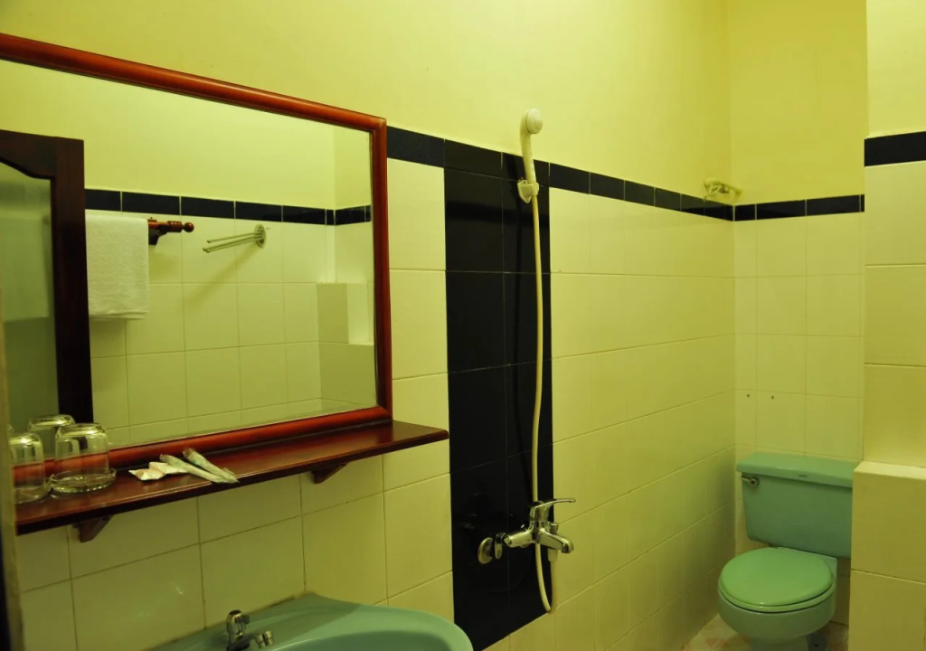 N Dung Hotel