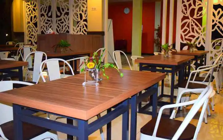 Megaria Hotel