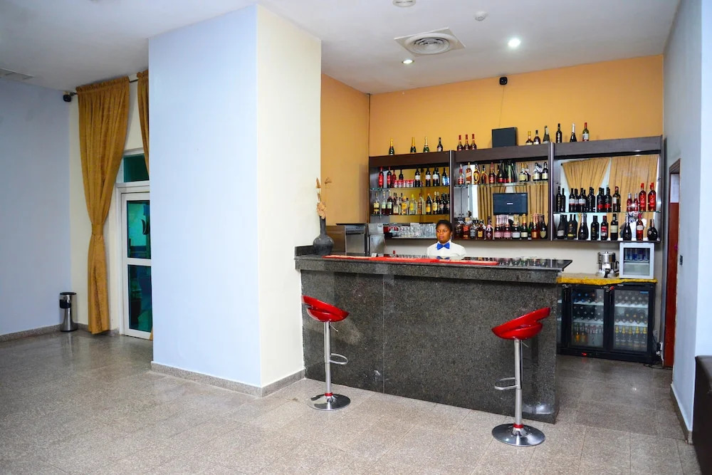 Golden Royale Hotel