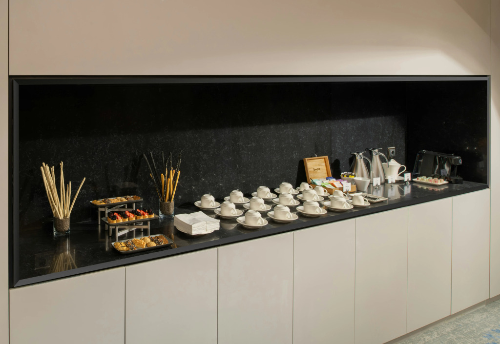 Altunizade Suites Istanbul, Curio Collection By Hilton