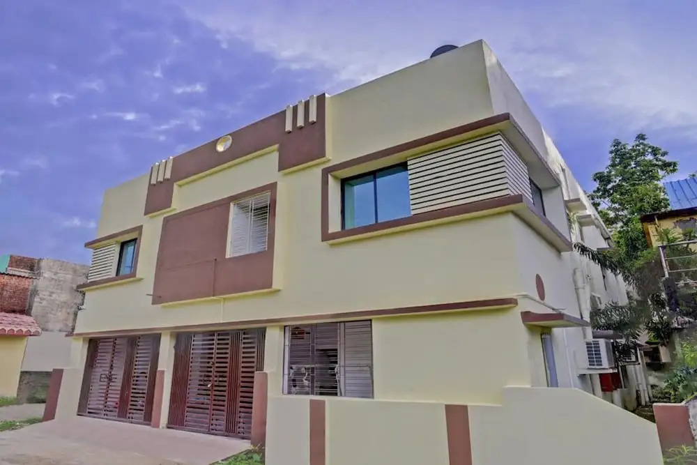 Luxury Star Inn 3 Bhubaneswar by Goroomgo