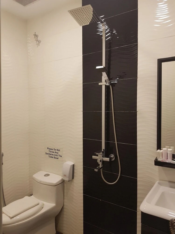 De Kpmj Boutique Hotel