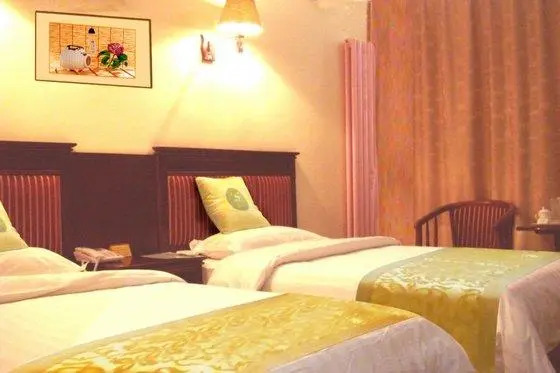 Universal Jinghang Airport Hotel