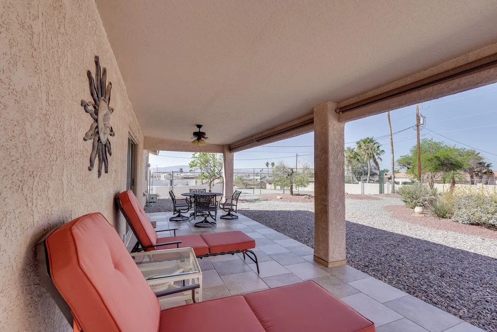 Arizona Retreat w/ Casita ~ 2 Mi to Lake Havasu
