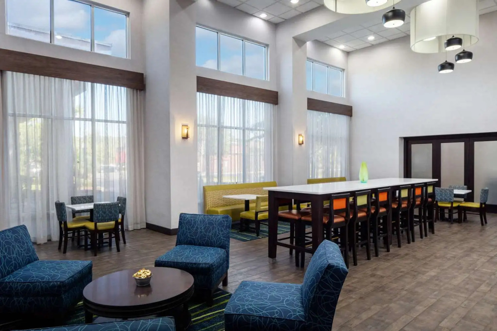 Hampton Inn & Suites Savannah - I-95 South - Gateway