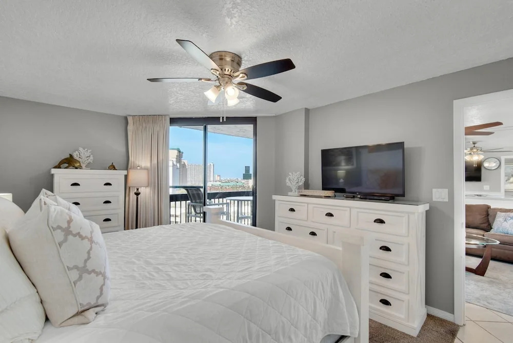 Sundestin 818