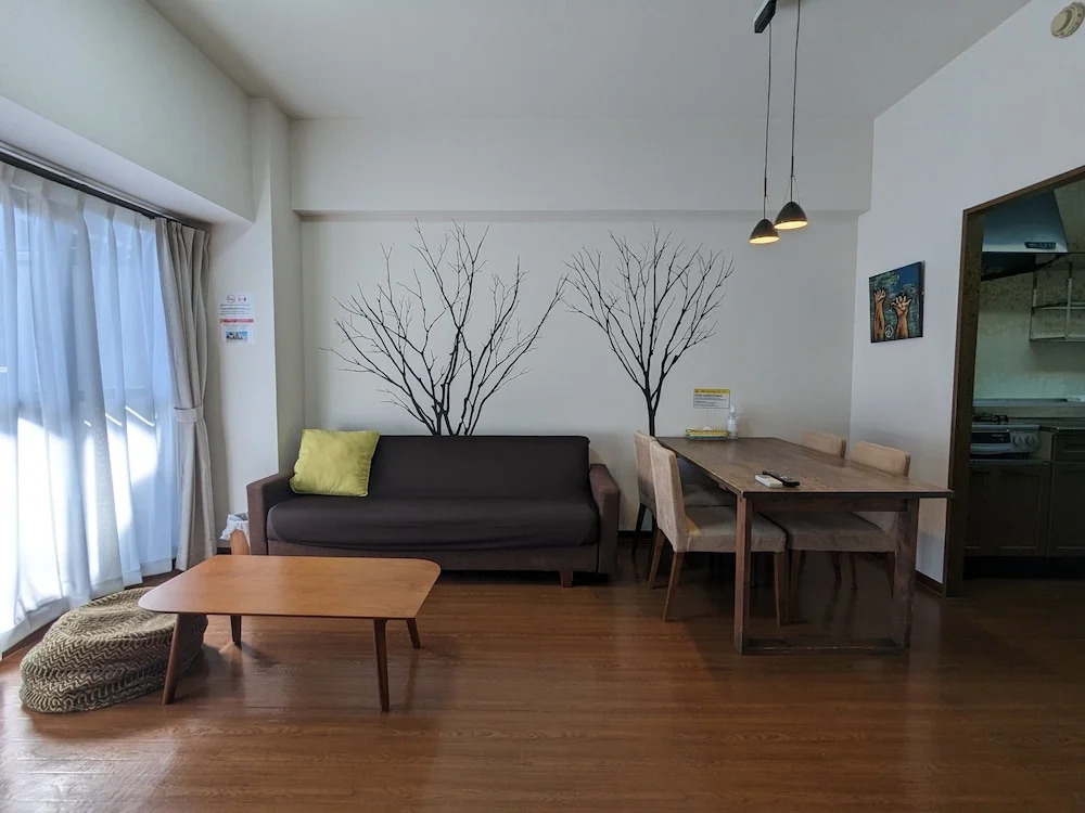 Pravafor Josai Apartment