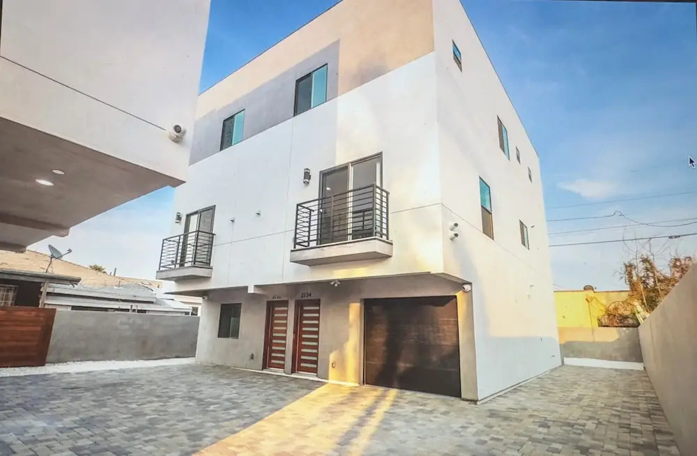 Modern HomeStay