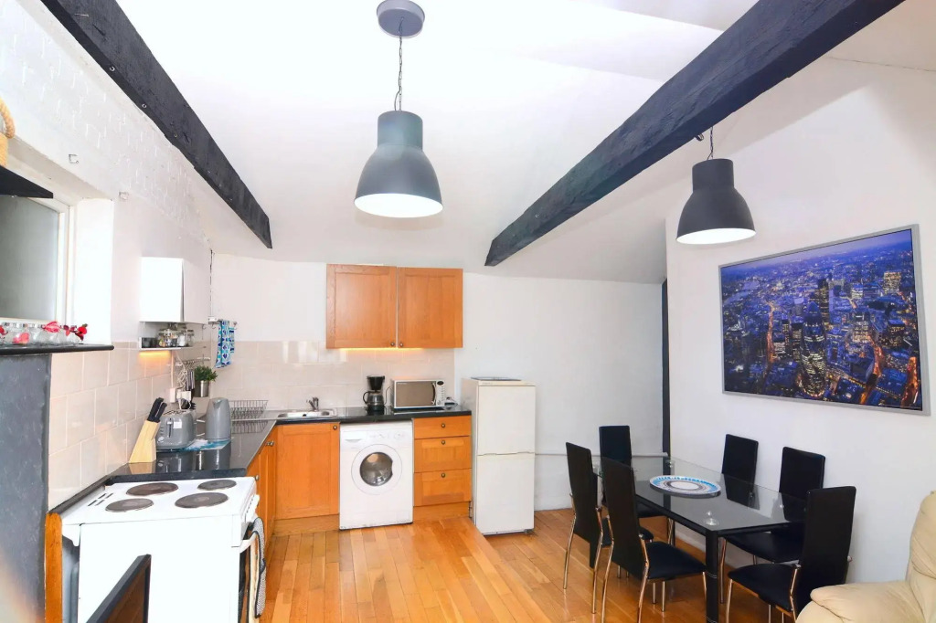 Apartment Wharf – Vintage Central London Apartment