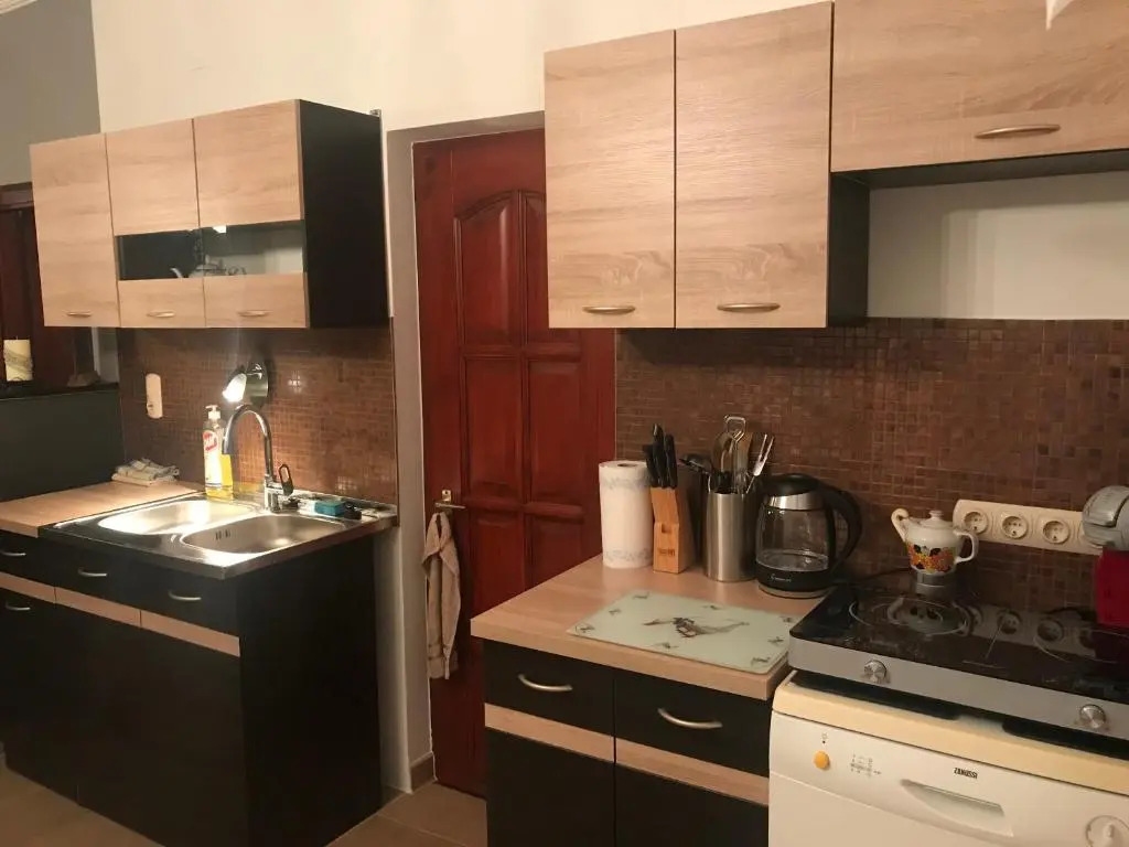 Eden Apartman