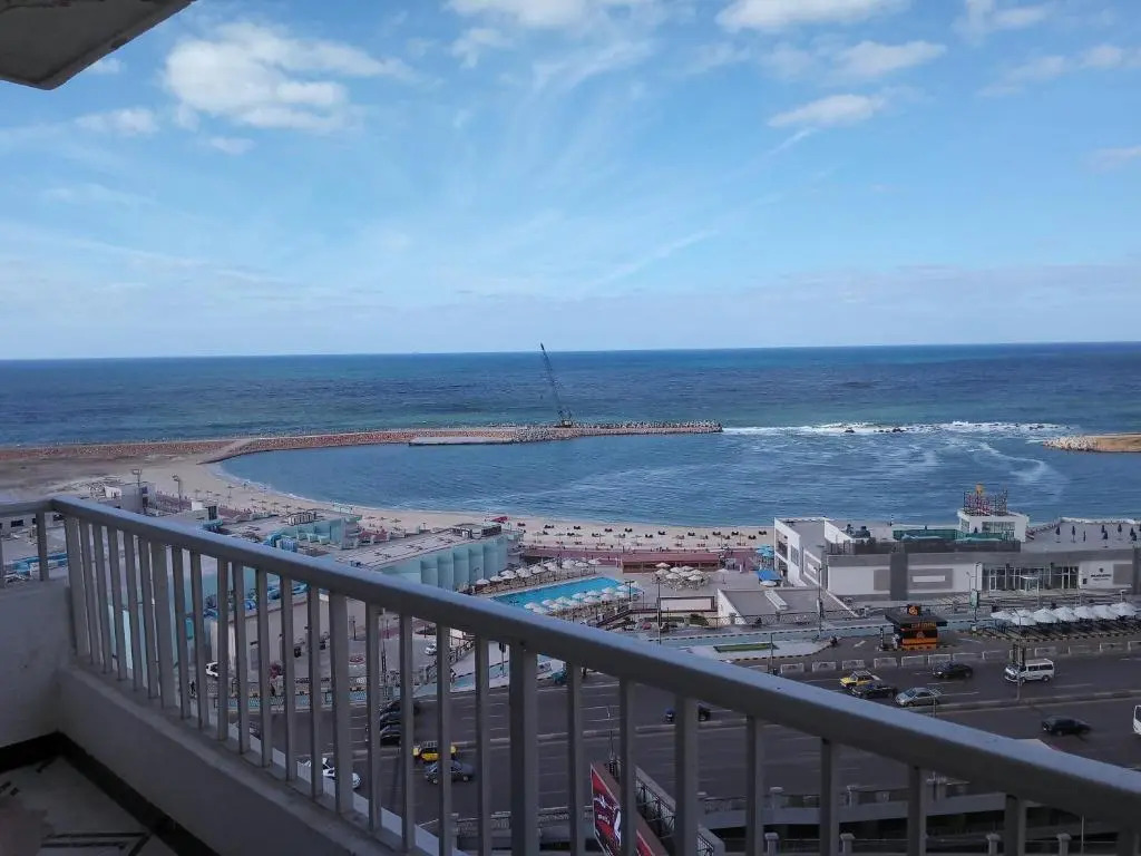 City Square Apartment - Gate 3 - Free Wifi & Parking