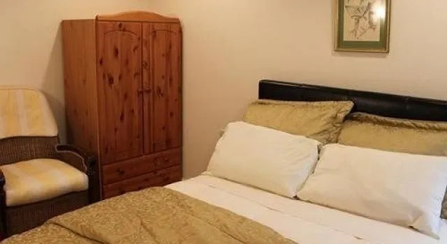 Langley Cottage Guest House