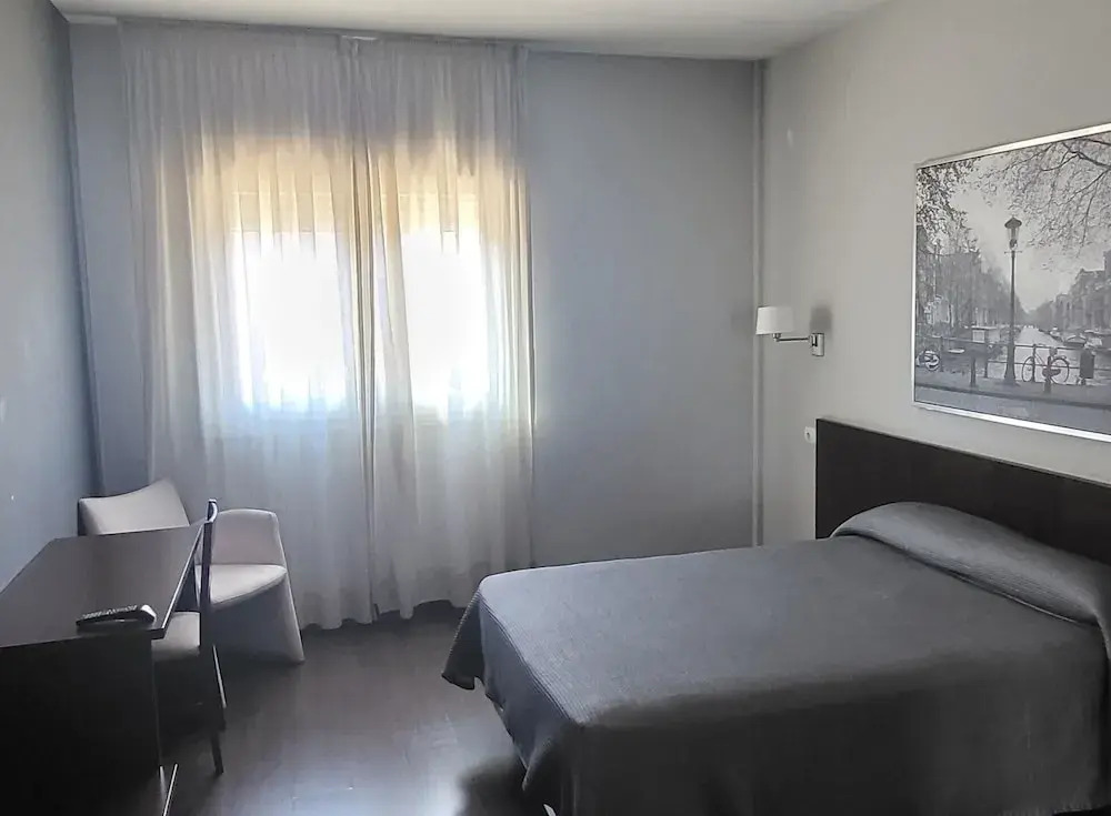 Hostal T4