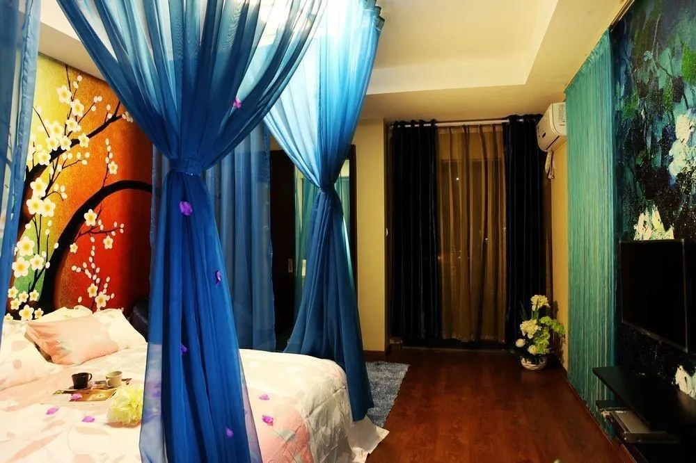 Chengdu Aijiwu Theme Apartment