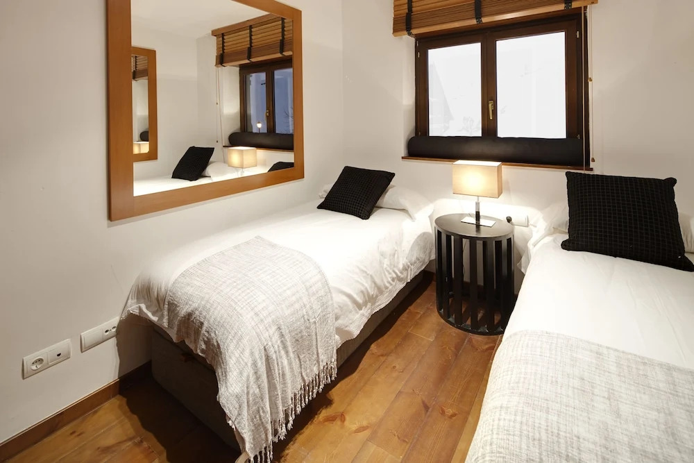 Pleta de Nheu 2 by FeelFree Rentals