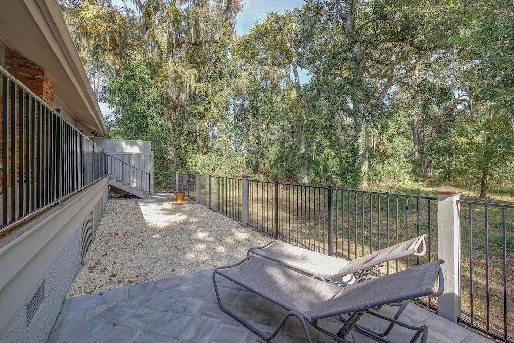 12 Fern Court