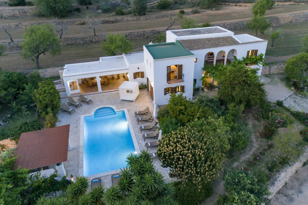 Villa Near Ibiza Town-San Antonio Sleeps 14