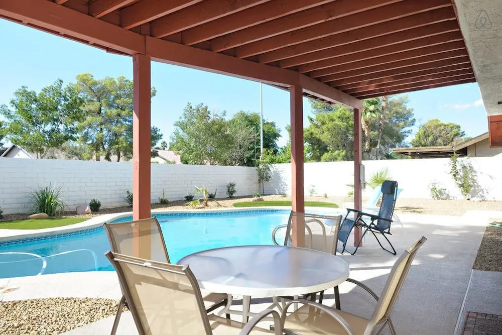 Luxury 4br 8min to Las Vegas Strip